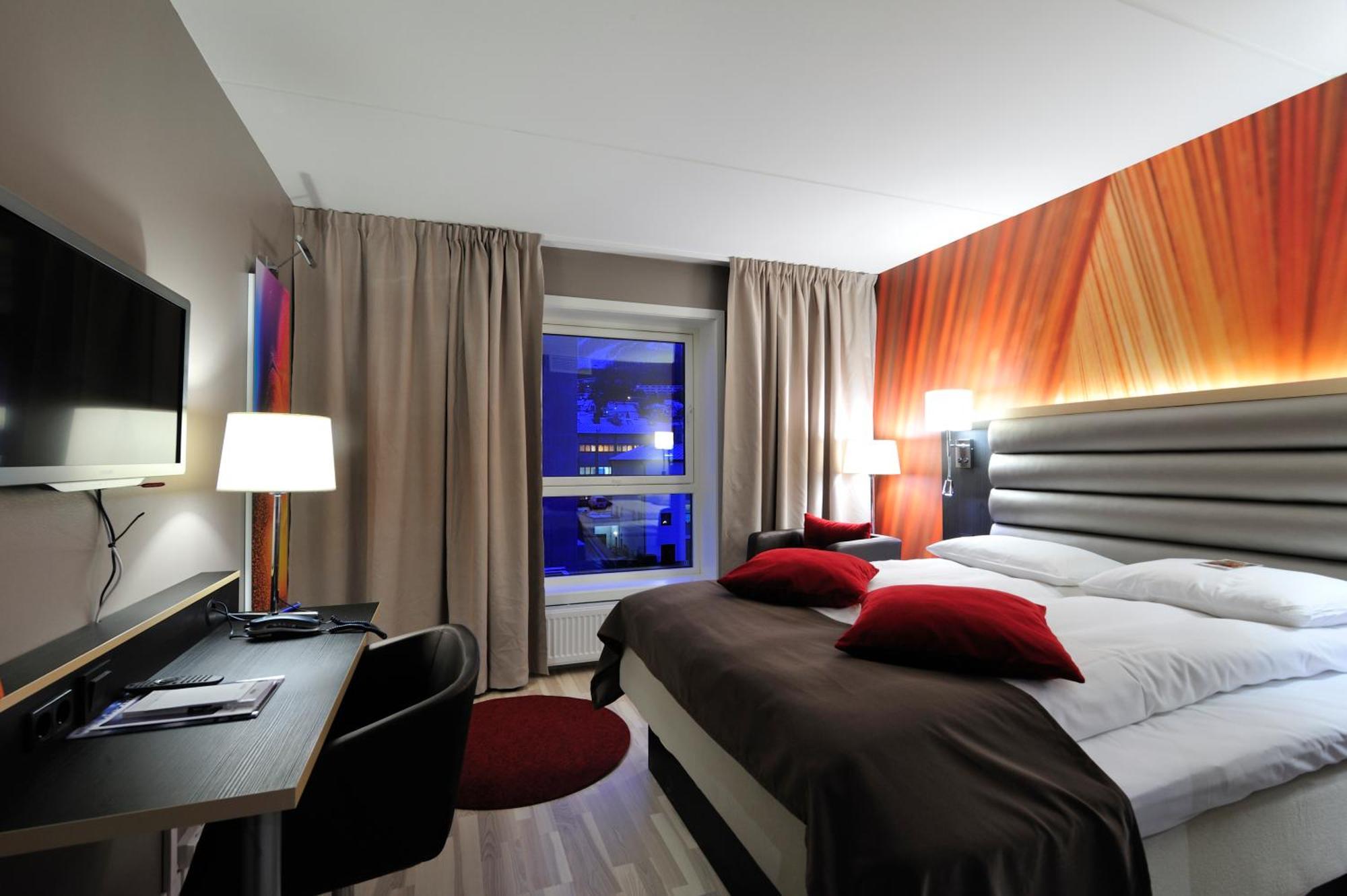 Quality Hotel Grand Royal Нарвик Екстериор снимка