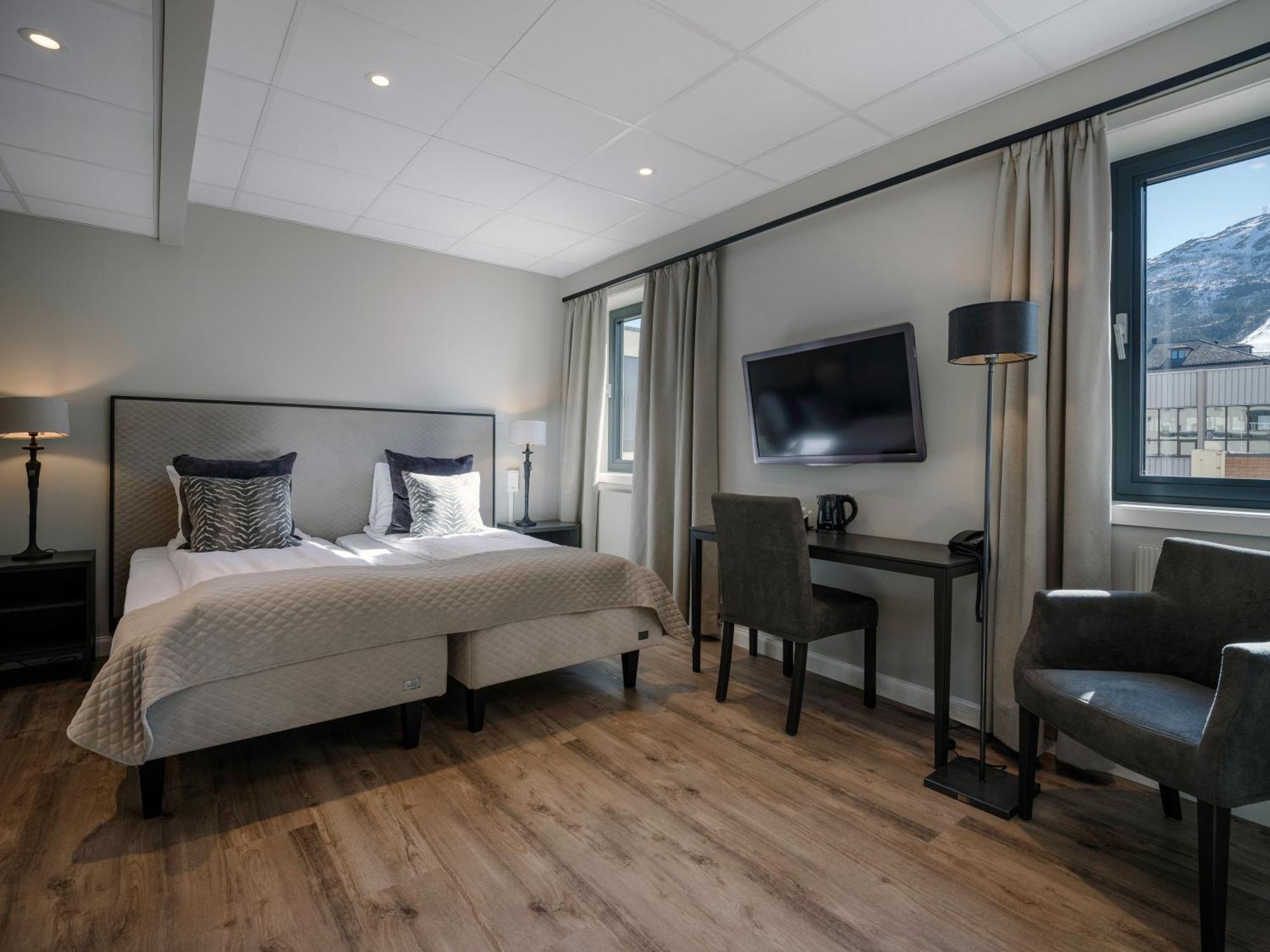Quality Hotel Grand Royal Нарвик Екстериор снимка