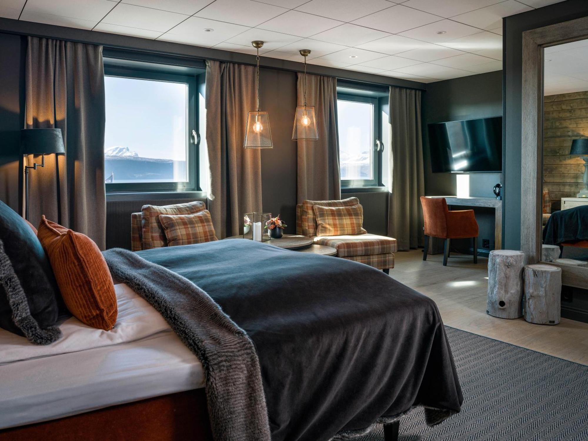 Quality Hotel Grand Royal Нарвик Екстериор снимка